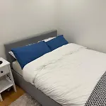 Stylish Flat 10 Mins From Train, Near Emirates & Camden
