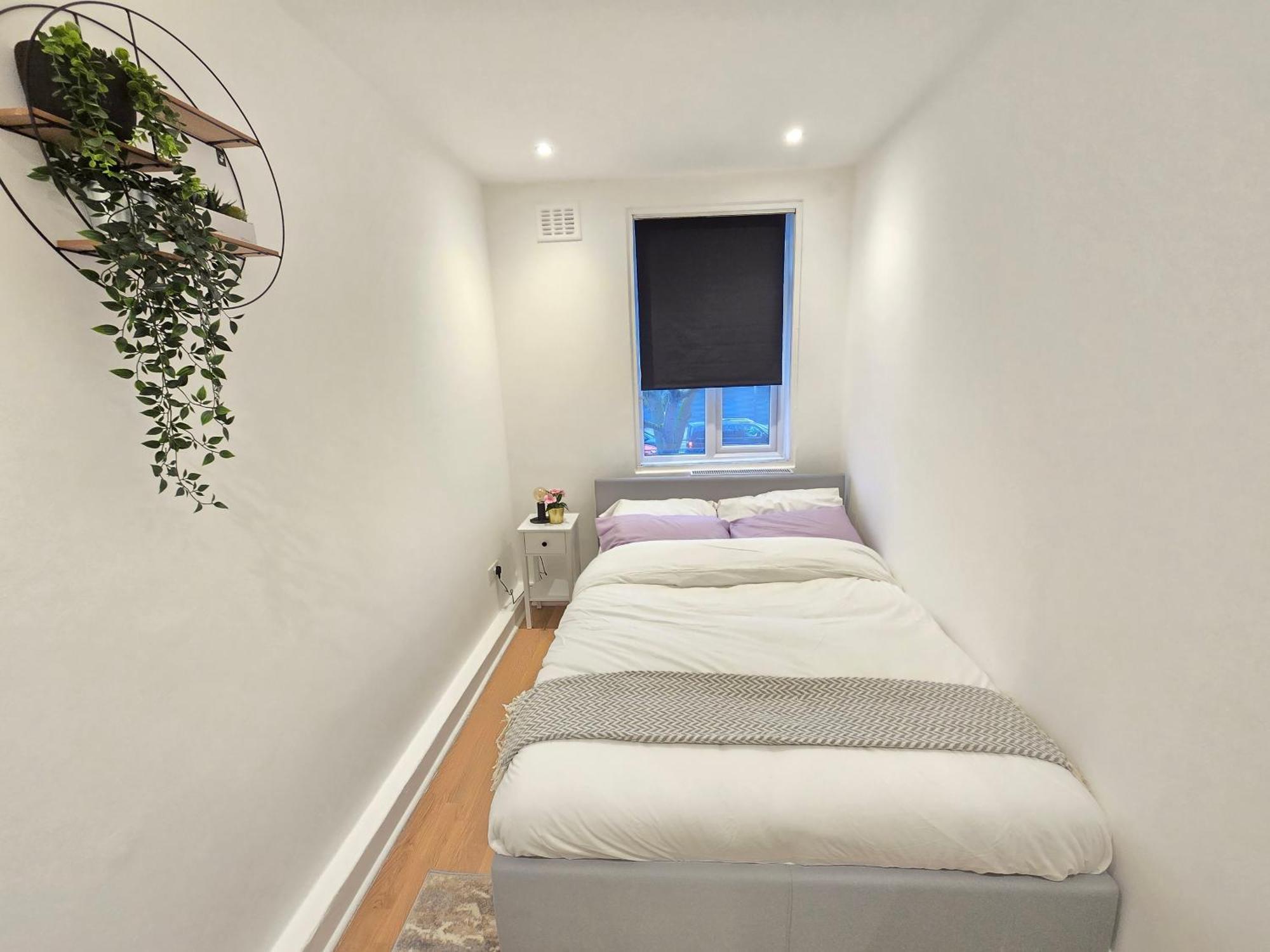 Stylish Flat 10 Mins From Train, Near Emirates & Camden Appartamento